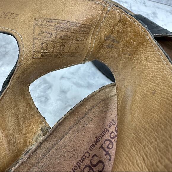 JOSEF SEIBEL Women’s Sz 41 Wedge Velcro Black Leather Sandals - Picture 12 of 13